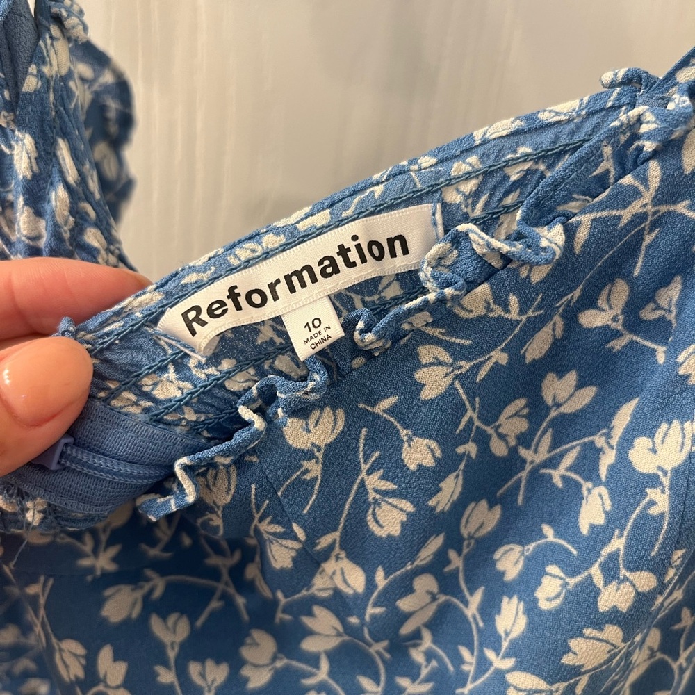 REFORMATION Nikita Dress, Marie Blue Floral, Size 10 - Picture 5 of 9